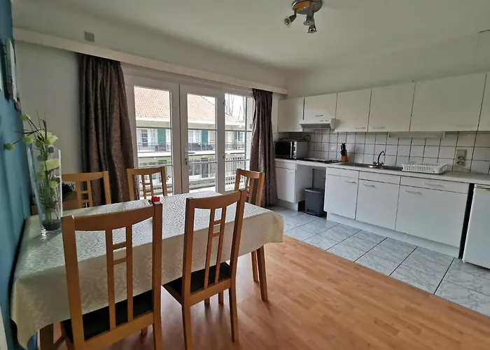 2 Bedroom Apartment In De Haan