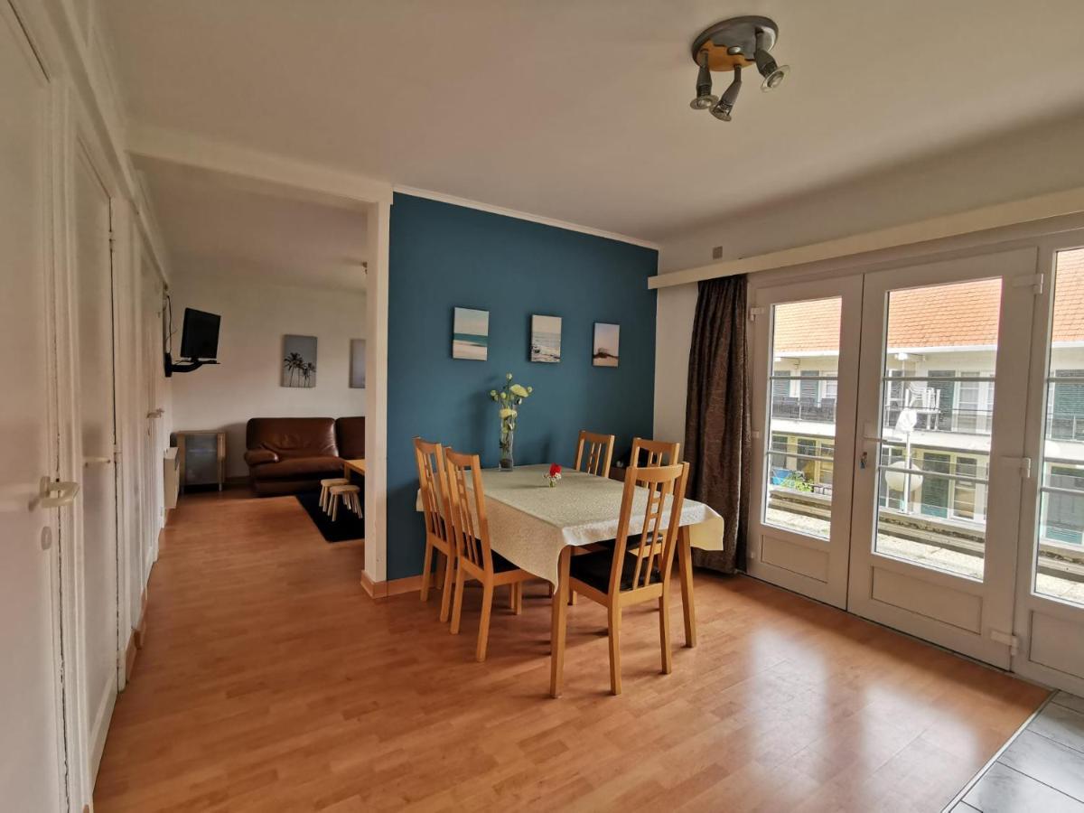 Apartment 2 Bedroom In *